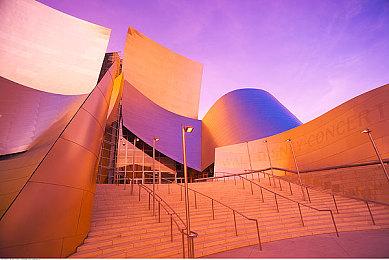 《刺客信条：影》将通过支线“闪回”讲述主角背景故事